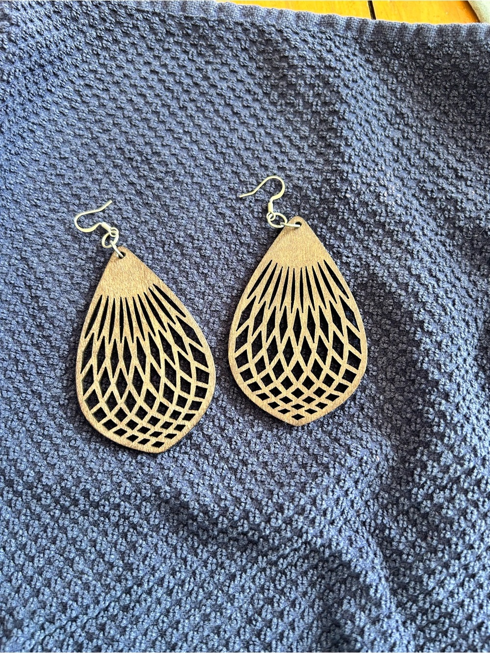 Wooden Teardrop Cutout Earrings - Women Jewelry